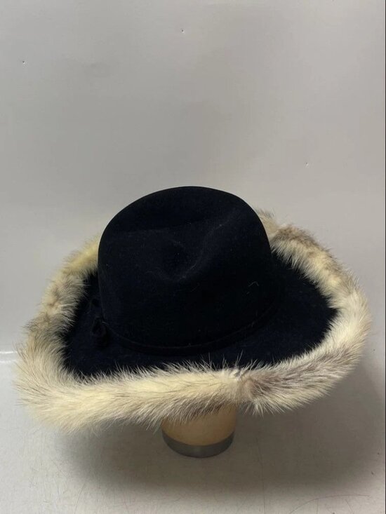Vintage 1960\'s Mr. John Classic Women\'s Black Wool Wide Brim Hat with Fur Trim main image 4